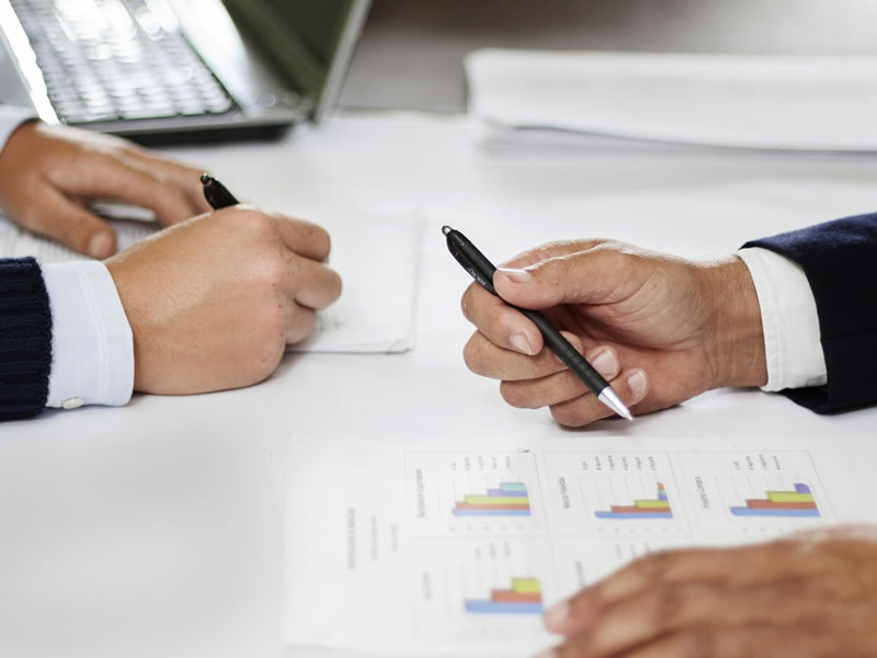 Reinsurance brokerage